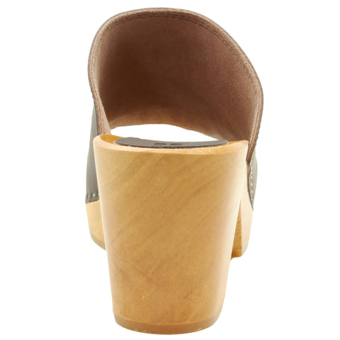 BJORK BJORK Thali Mid-heel Leather Peep Toe Wooden Clog Sandals
