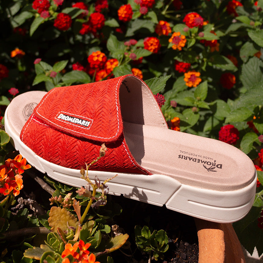 Dromedaris Tylda Soft Leather Adjustable Slide