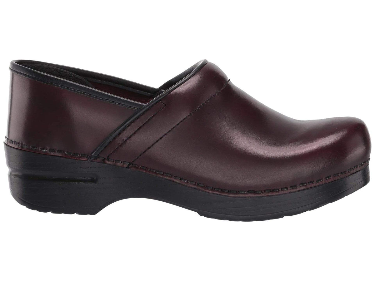 Dansko 806810202-35 DANSKO Professional Cordovan Cabrio Leather Clogs Cordovan / EU-35
