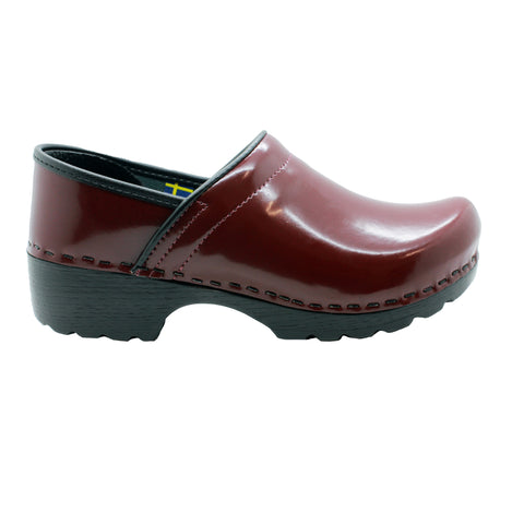 BJORK Women's Swedish Professional Maroon Patent Leather Clogs