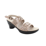 DROMEDARIS Sample Sale - Group D - Mid Heel